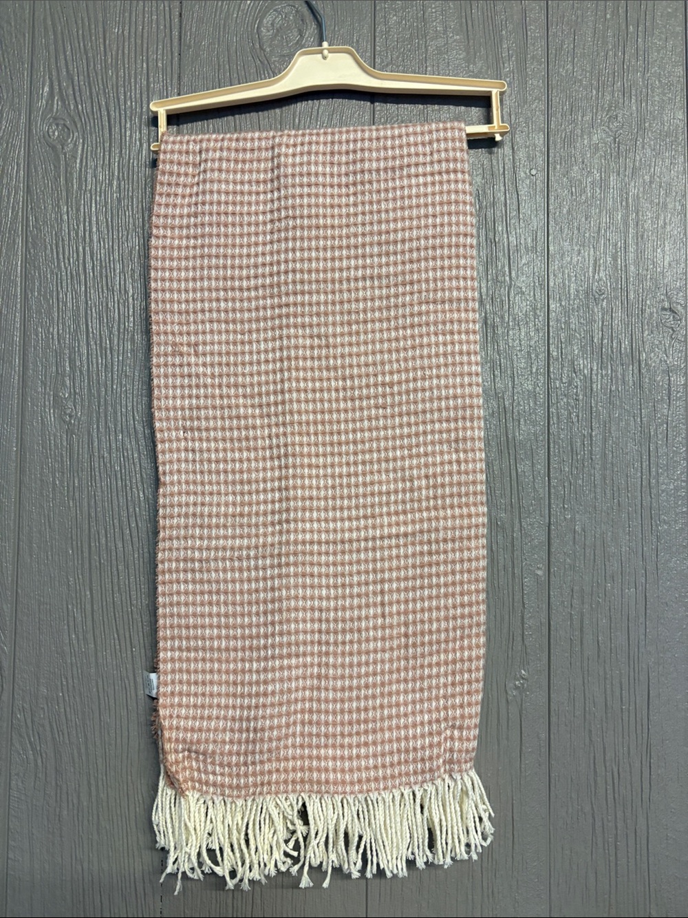 Blush Pink Houndstooth Fringe Throw Blanket